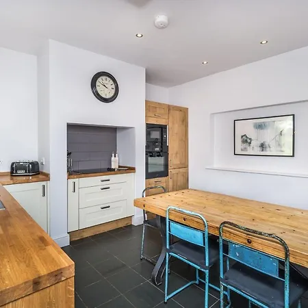 5 The Townhouse Holiday home *